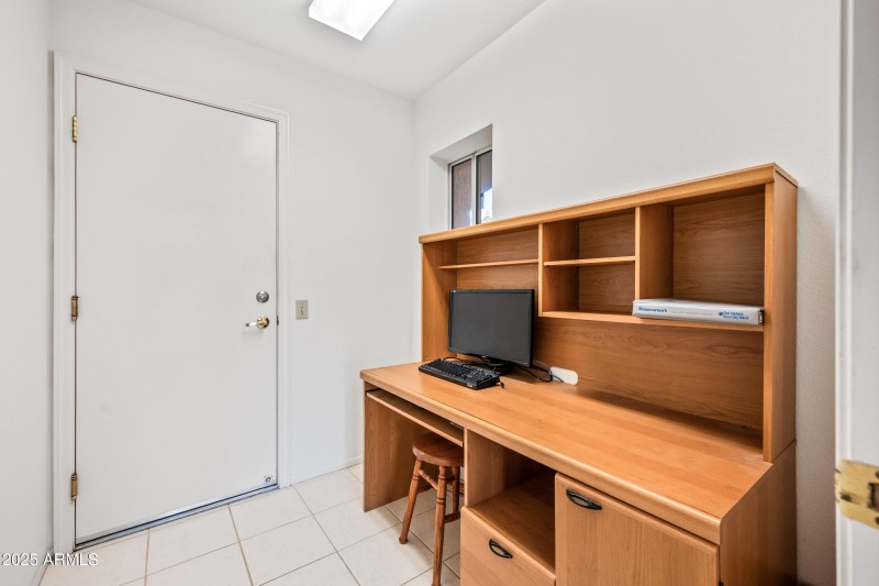 42-14529 Office 2