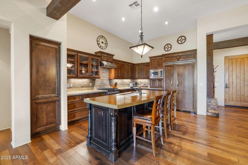 4-Kitchen