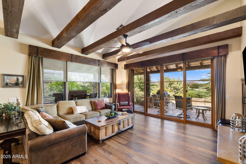 6-Living Room