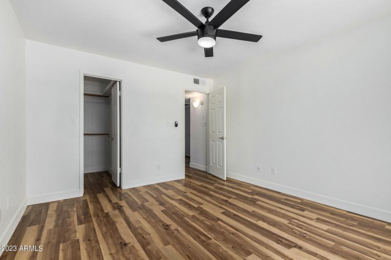 0010-10 - Mountain View