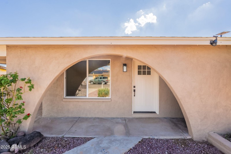 Front Entry Way