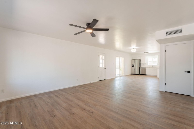Living room with Kitchen