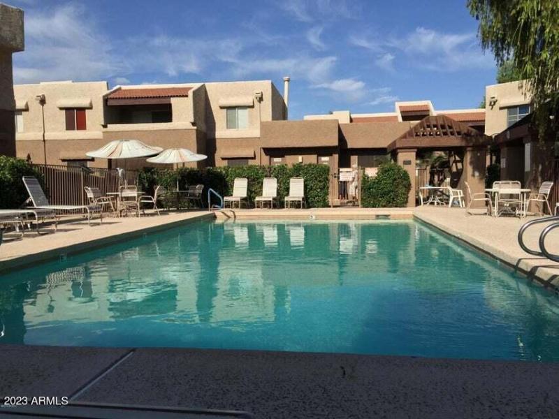 paradise park condominiums phase 2 pool