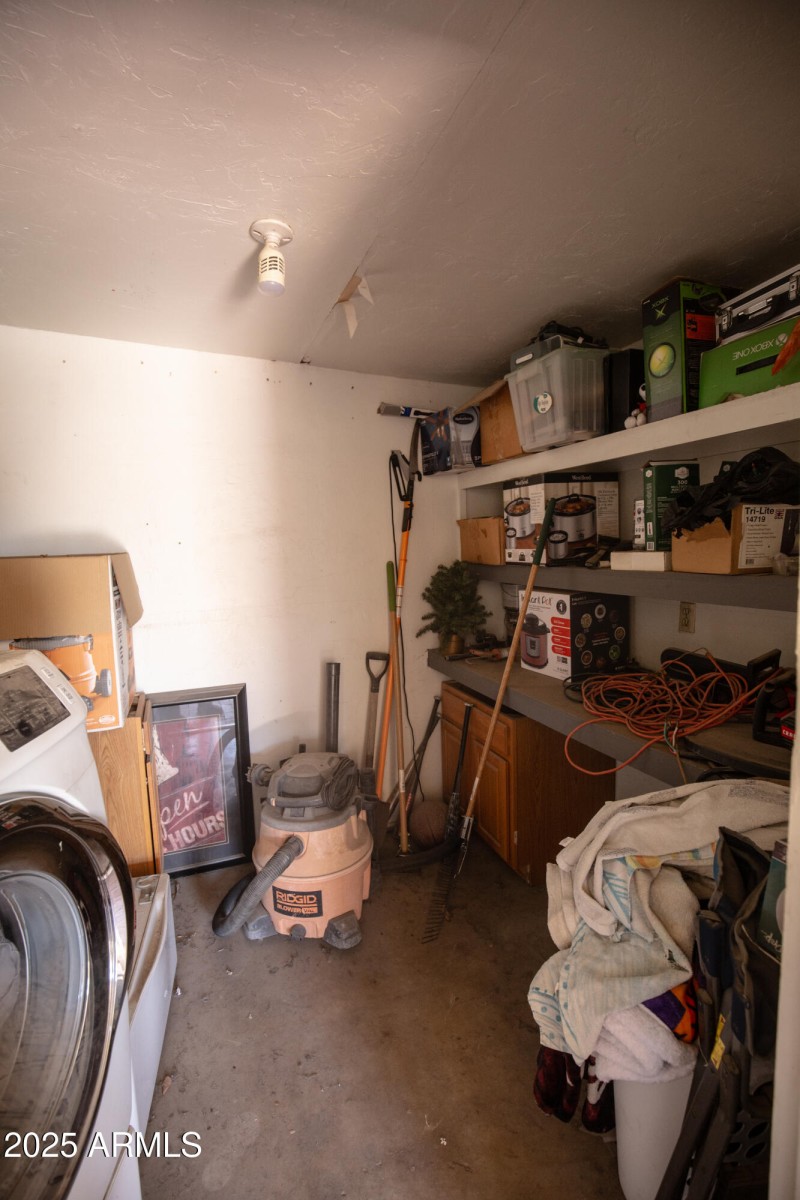 Sorage/Laundry
