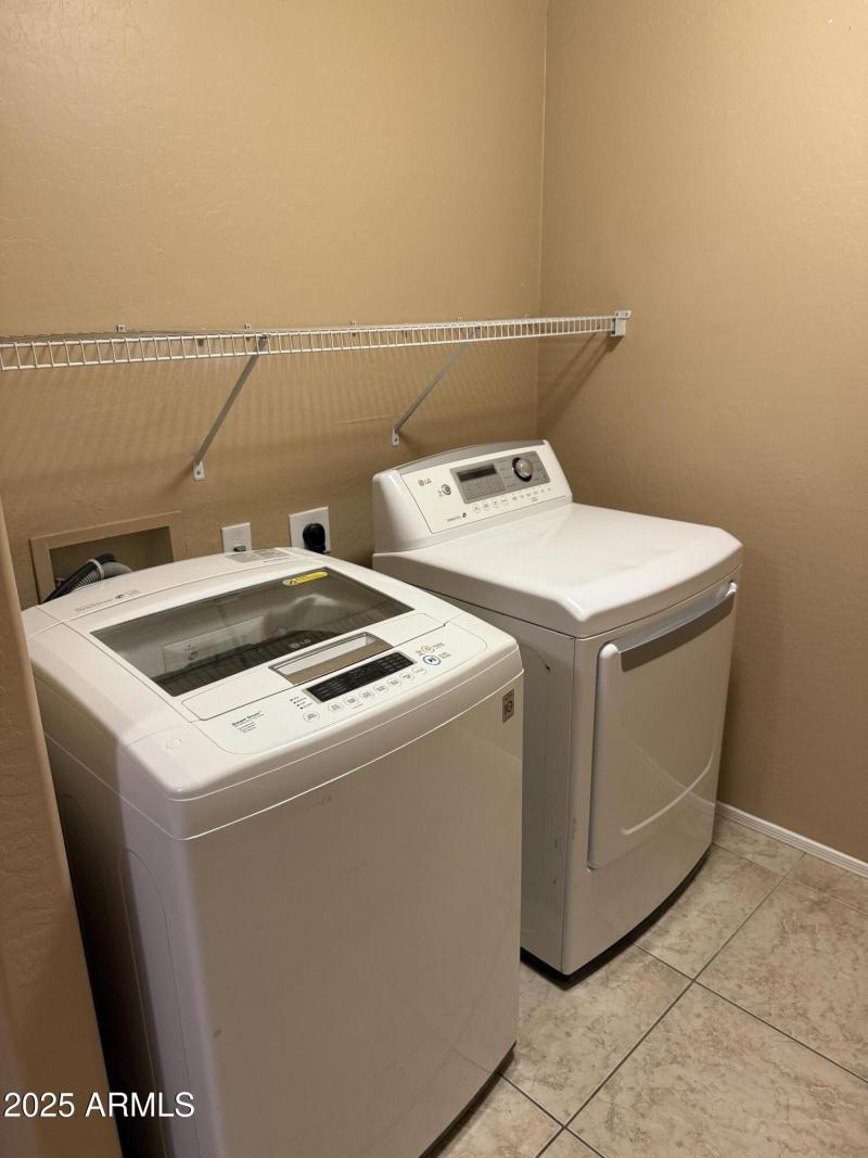 Washer & Dryer Included