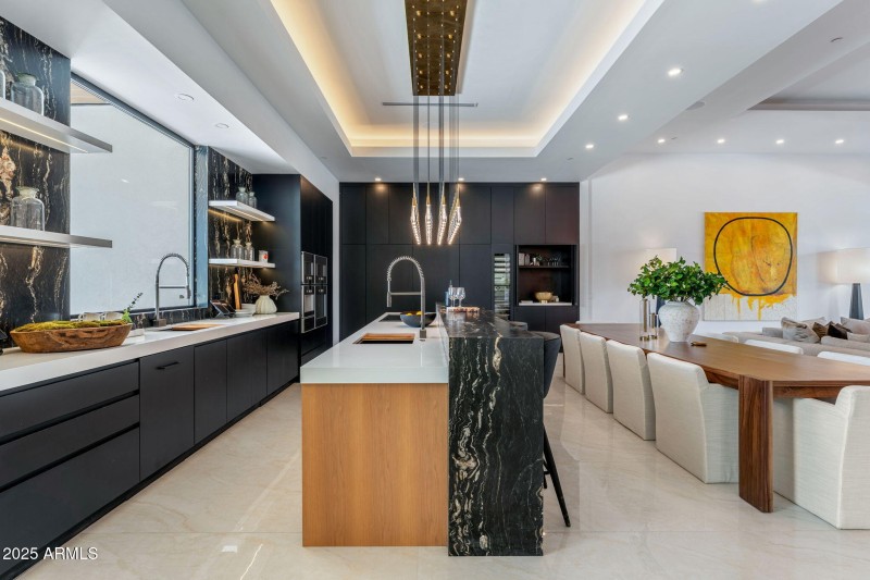 10 Kitchen