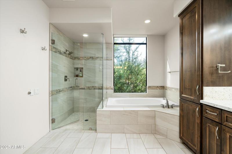 21-10699 E Fernwood Ln (21 of 47)