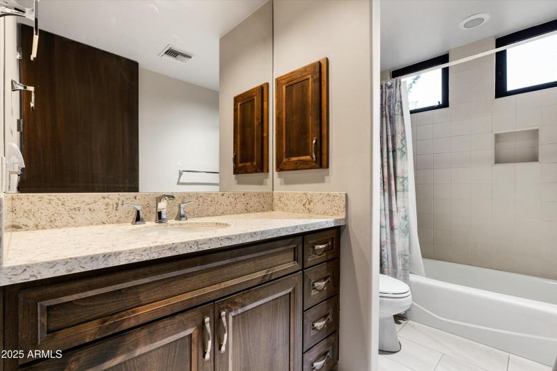 26-10699 E Fernwood Ln (26 of 47)