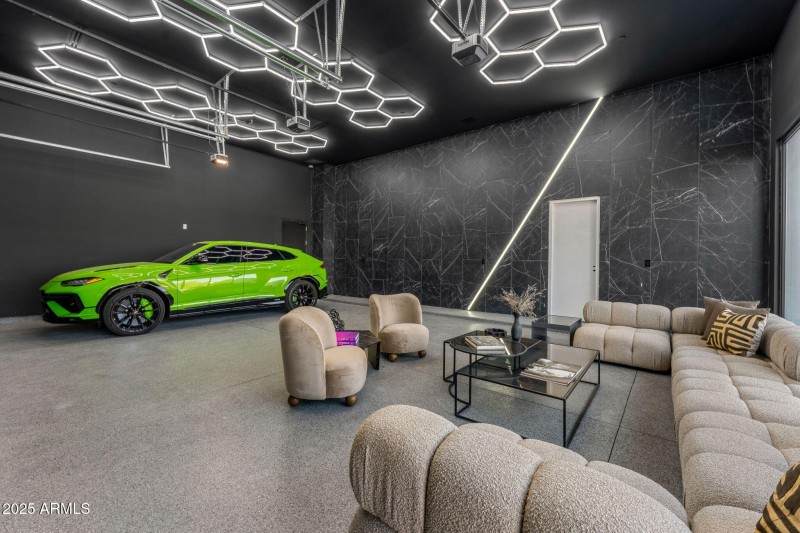 40 Garage