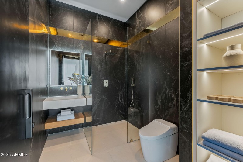 36 Guest Bath