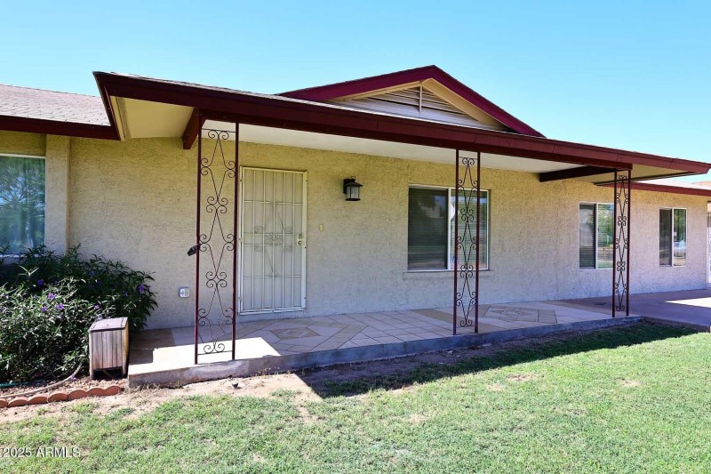 Entry-Front Porch