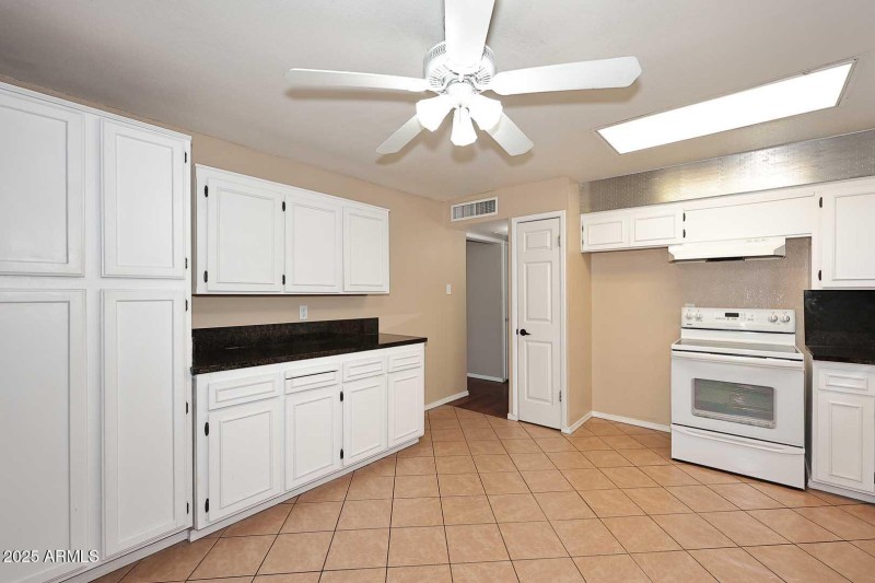 Kitchen2
