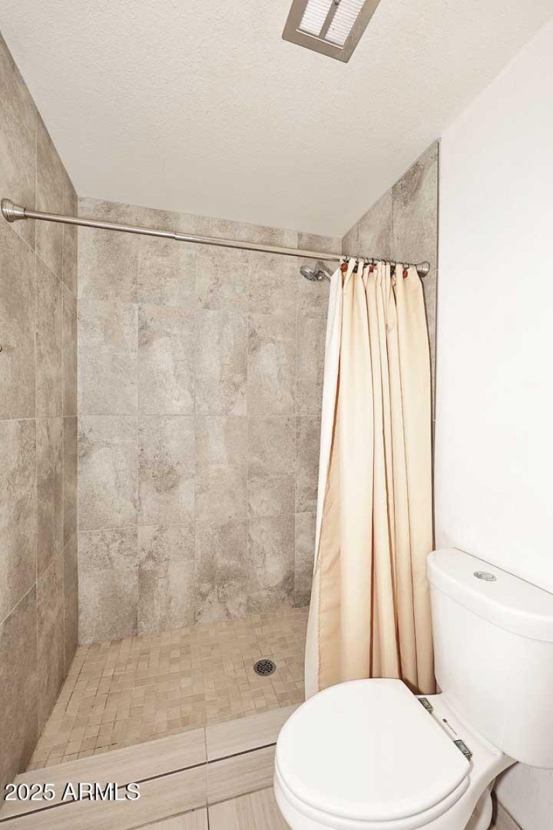 Hall Bath-Shower
