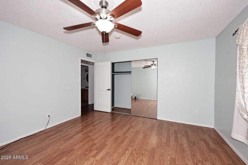 4th Bedroom2