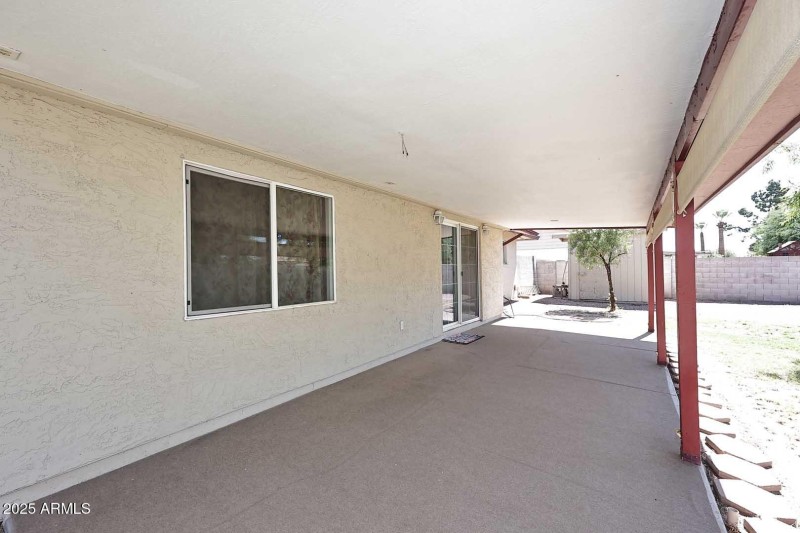 Large Covered Patio2