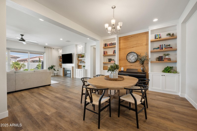 Formal Dining