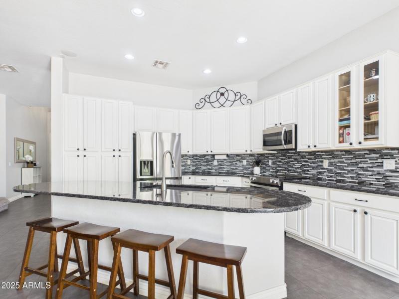 CAM02404G0-PR0144-STILL020