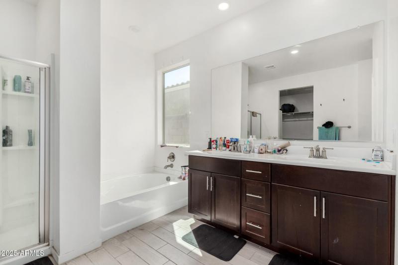 Primary Bedroom En-Suite