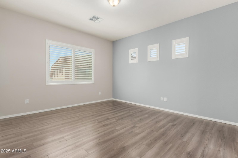 42424 N GAVILAN PEAK PKWY 55206