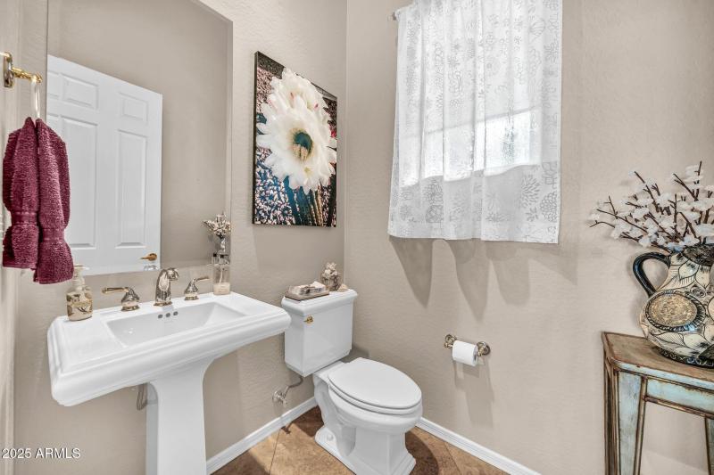 41212 N Congressional Dr-30