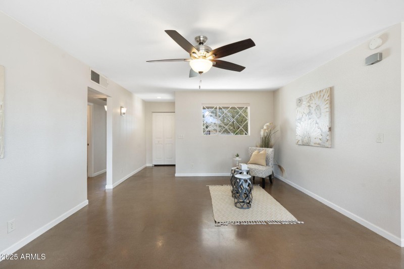 14 - 7240 E Garfield St