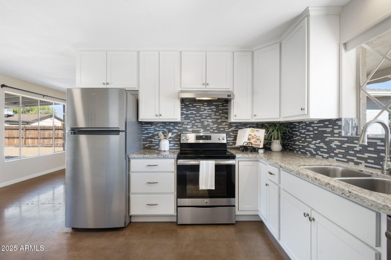 17 - 7240 E Garfield St