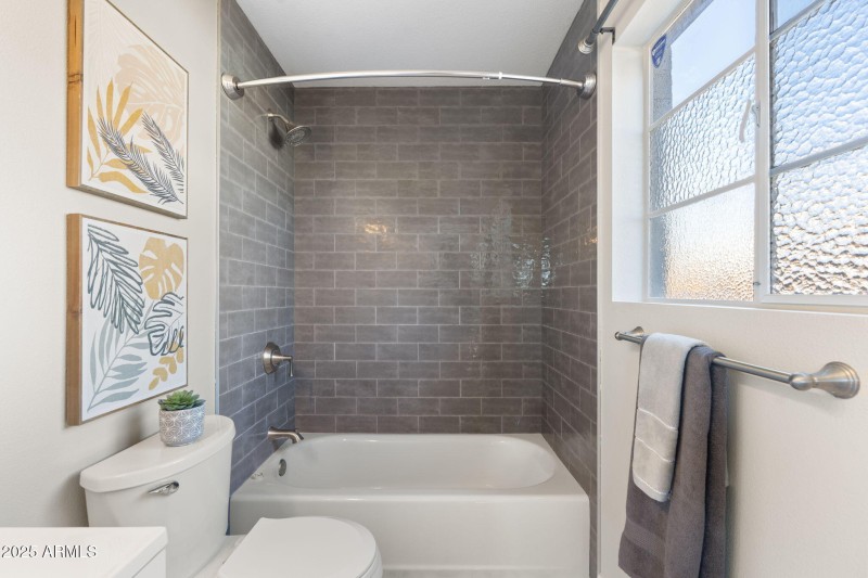 31 - 7240 E Garfield St