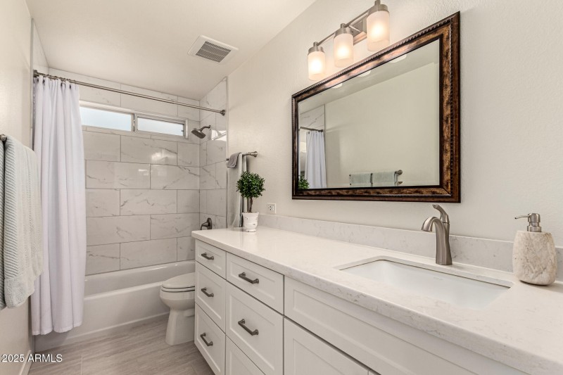 Upstairs Guest Bathroom