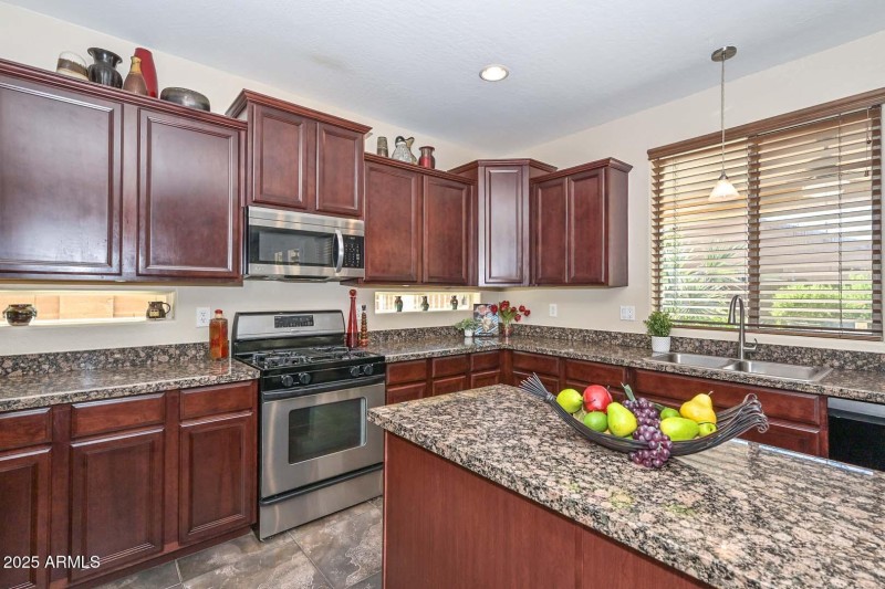Kitchen-Stove