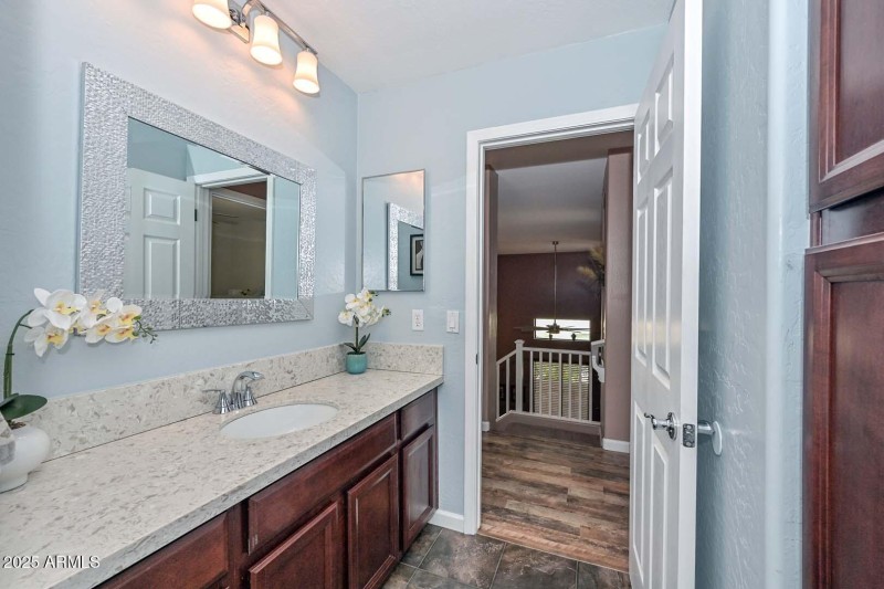 Hall Bath2
