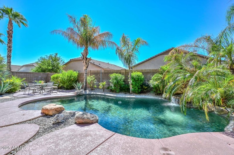 Pool-Backyard