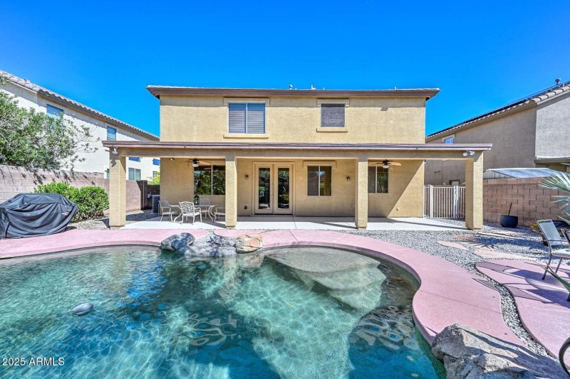 Pool-Patio
