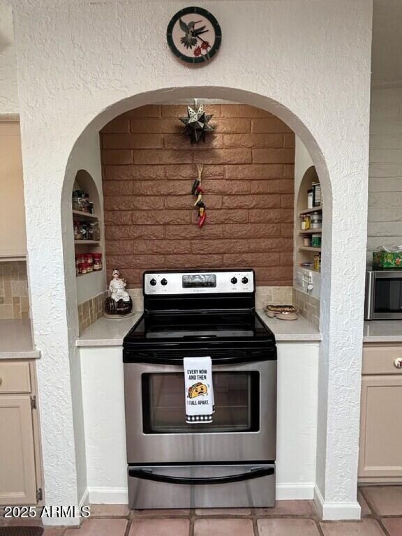37847 kitchen stove