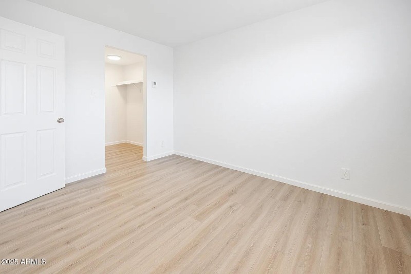 e80c339e7fc99c33b1c0a01838cdec2d-uncropp