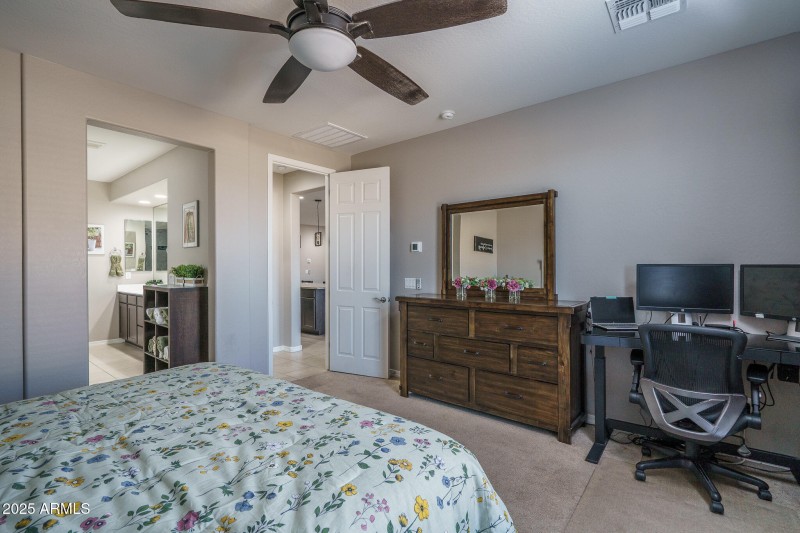 10) PRIMARY SUITE