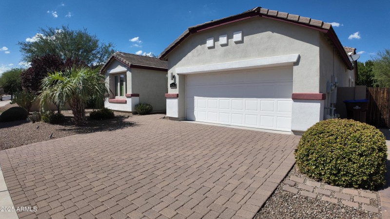 paver driveway