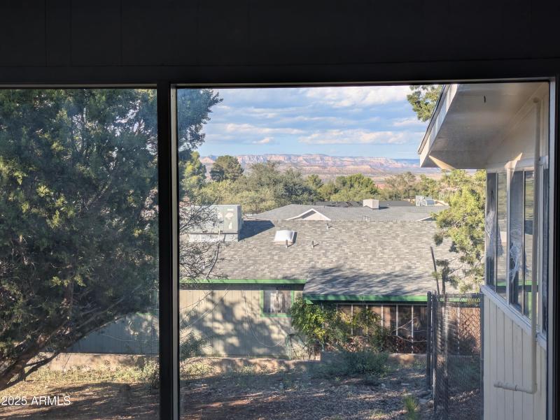 Sedona Bluff Views
