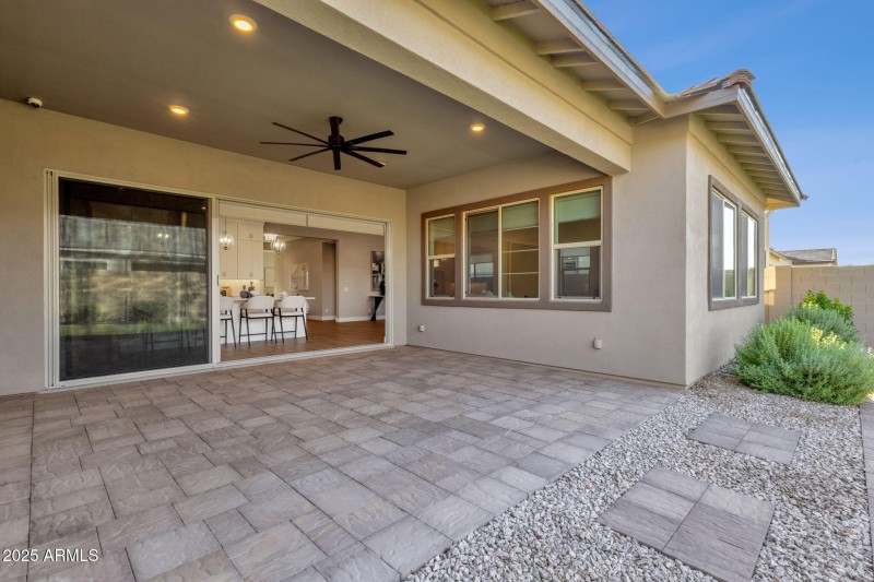 48-web-or-mls-1266-e-donato-dr