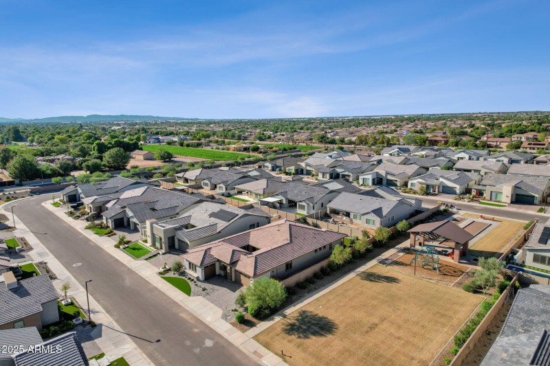 60-web-or-mls-1266-e-donato-dr