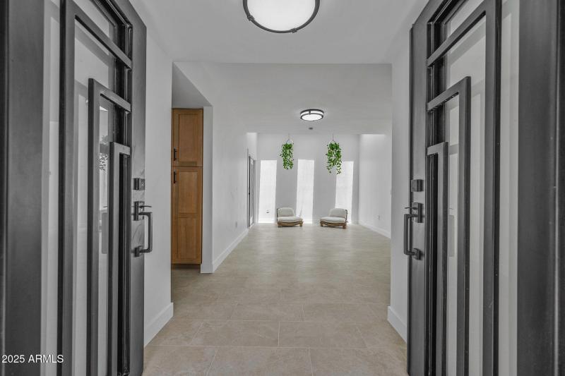 1925ELaneAvenue-6