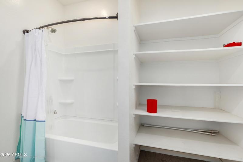 68d38b_22 - Gardenia(1)