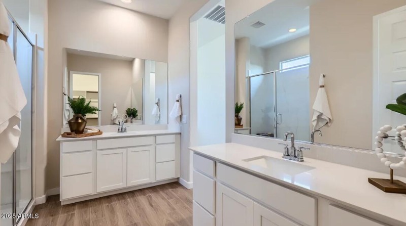 Owners Bath