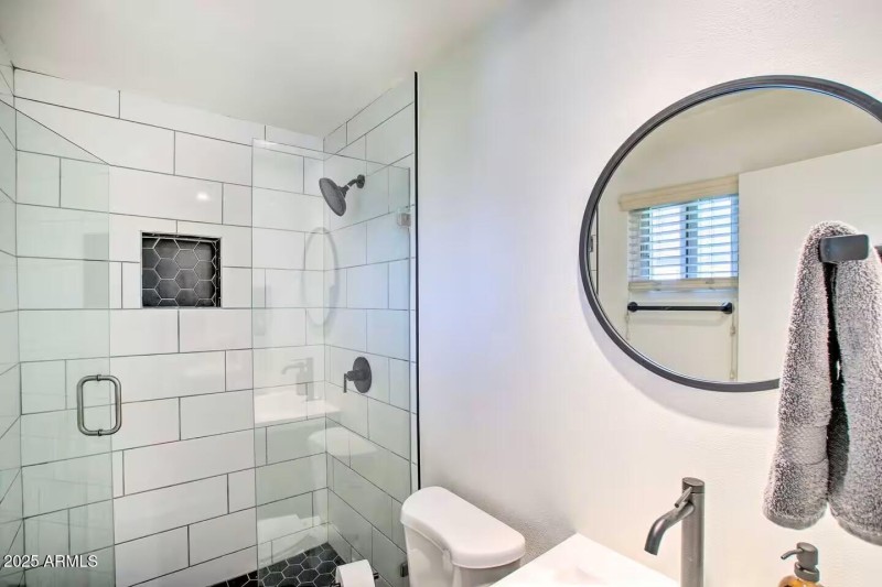 032d05a9-8c71-46f2-847f-3ef5d4f9be0d