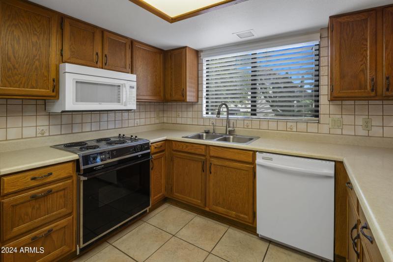 Spacious Kitchen