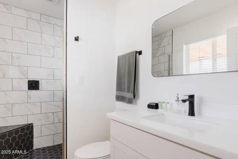 e39aa2db-5575-46ec-b104-c585a908cbef