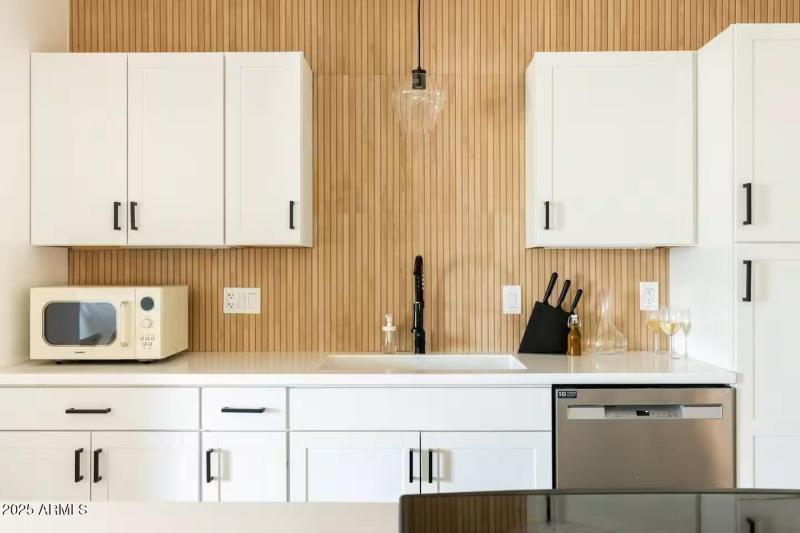 62e9dc76-7ddd-4aca-91f0-962b18ad779a