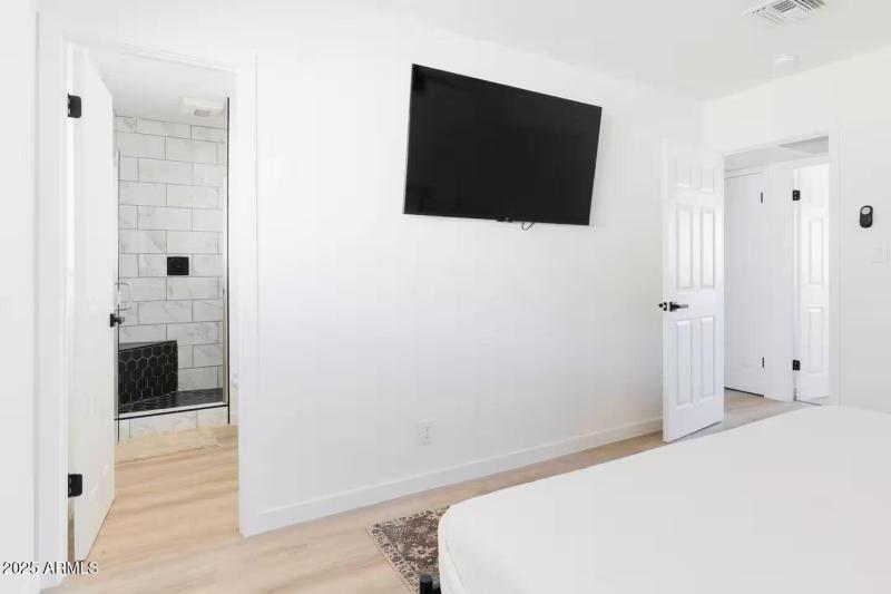 82d0bc89-a2a0-467b-b2b5-6448c8211707