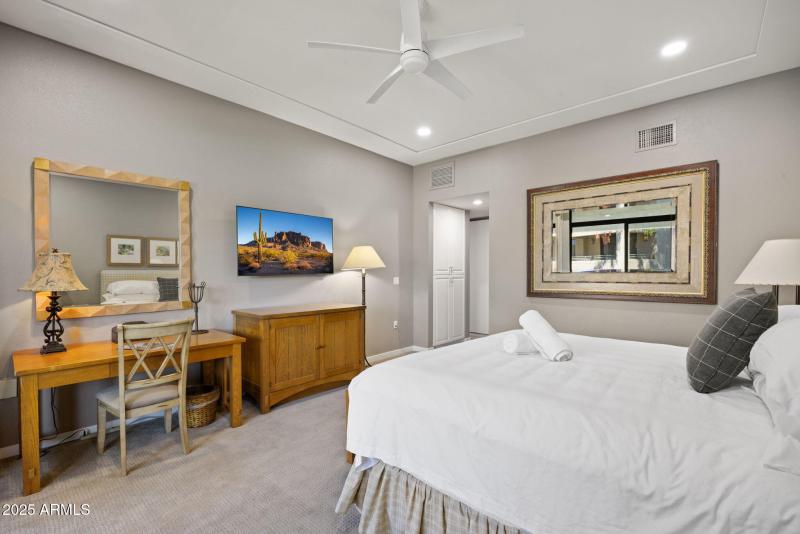 CAMINO ACEQUIA Drive, 8