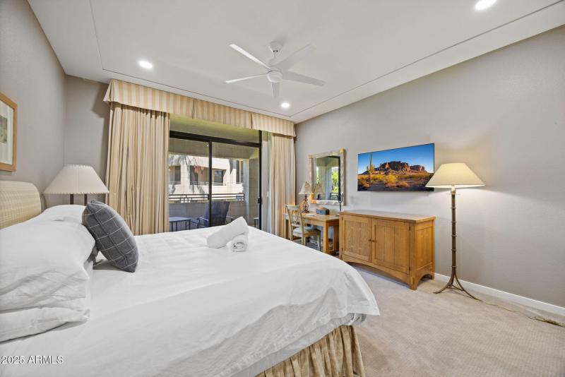 CAMINO ACEQUIA Drive, 8