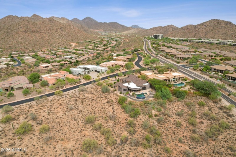 016_Aerial Back Of Lot